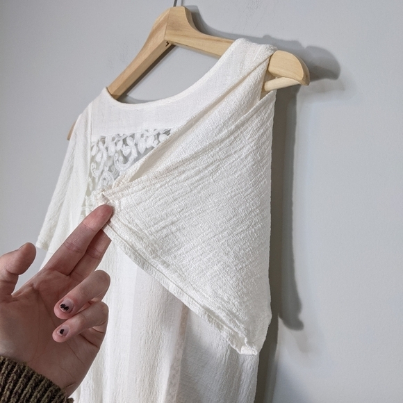 L*SPACE Meadow Romper Short Sleeve Lace V-Neck Jumpsuit White Button Size Small - Picture 13 of 15